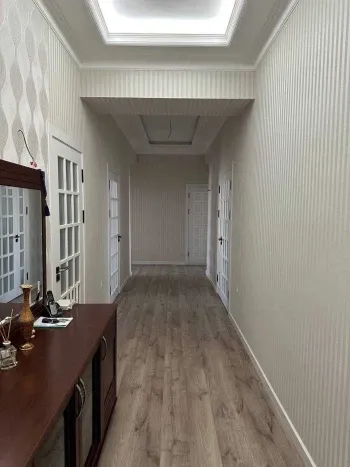 116 м², 4-комн. квартира, 8/9-1