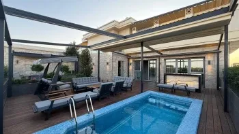 450 м², 5-комн. квартира, 9/10-2