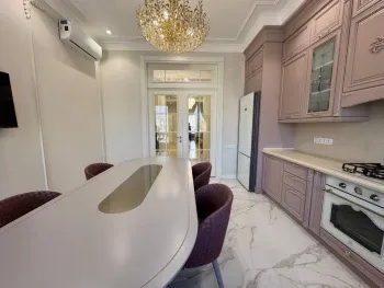 125 м², 4-комн. квартира, 4/11-3