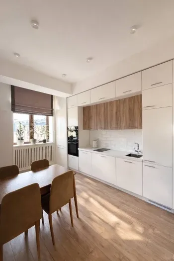 121 м², 4-комн. квартира, 8/9-2