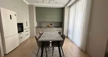 105 м², 4-комн. квартира, 3/7-3
