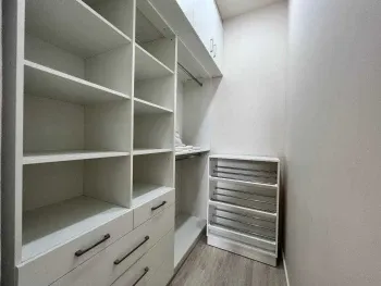 135 м², 3-комн. квартира, 5/6-1