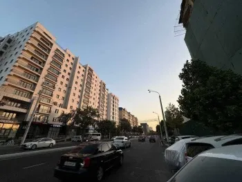 90 м², 4-комн. квартира, 8/12-0