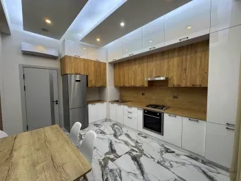 105 м², 3-комн. квартира, 6/7-2