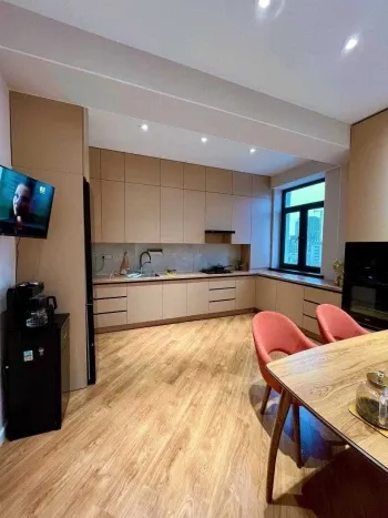 130 м², 4-комн. квартира, 9/13-1