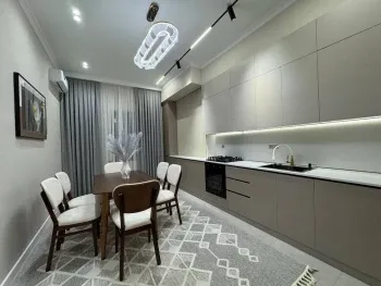 130 м², 4-комн. квартира, 9/10-2