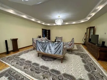 204 m², 4-xonali kvartira, 6/6-2