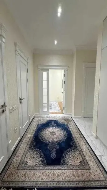 83 m², 3-xonali kvartira, 3/7-0