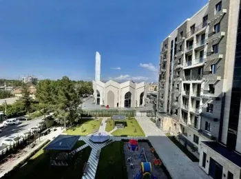 70 м², 2-комн. квартира, 4/8-3