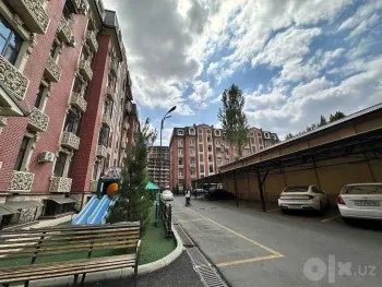 217 м², 5-комн. квартира, 5/13-0