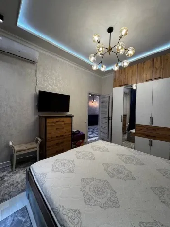 80 м², 3-комн. квартира, 2/8-2