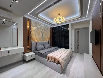 100 м², 3-комн. квартира, 8/10-2