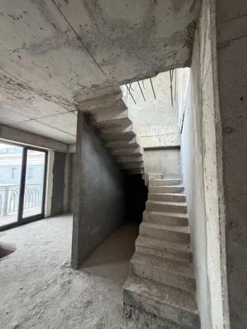188 м², 5-комн. квартира, 10/11-3