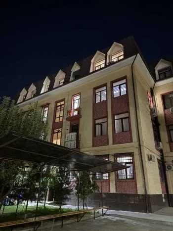 77 m², 3-xonali kvartira, 4/4-1