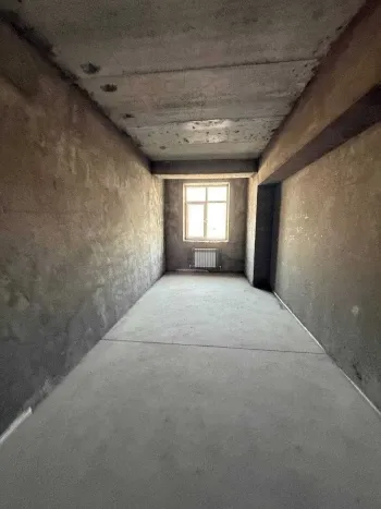 80 м², 3-комн. квартира, 6/9-3