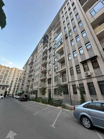 105 м², 4-комн. квартира, 7/10-0