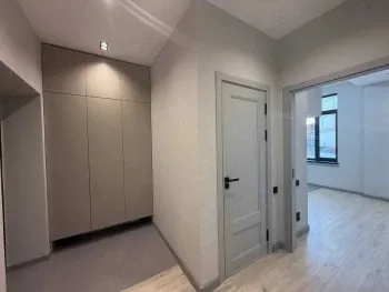 105 м², 3-комн. квартира, 1/10-1