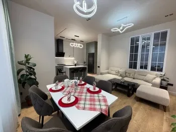 100 м², 4-комн. квартира, 12/12-0