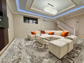 134 м², 5-комн. квартира, 1/8-1