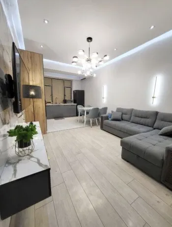 76 м², 3-комн. квартира, 3/9-1