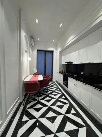 108 м², 4-комн. квартира, 7/8-1