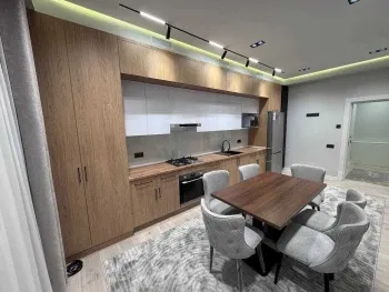 138 м², 3-комн. квартира, 7/12-0