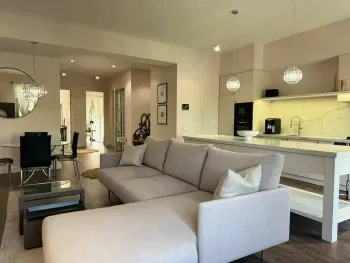 125 м², 3-комн. квартира, 4/8-0