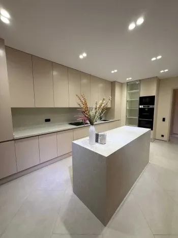 105 м², 3-комн. квартира, 8/12-3