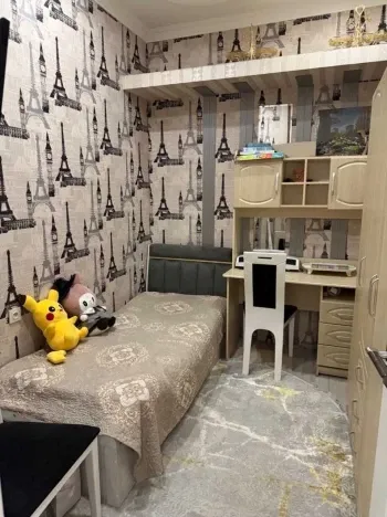 80 м², 3-комн. квартира, 7/7-1