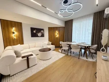 130 m², 4-xonali kvartira, 5/10-0