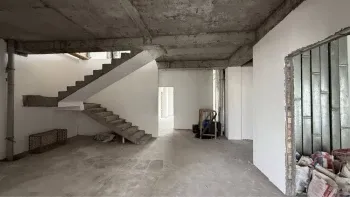 273 м², 4-комн. квартира, 9/10-2