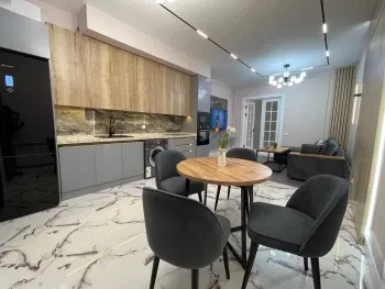 80 м², 3-комн. квартира, 7/12-3