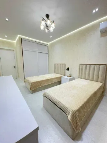 110 м², 3-комн. квартира, 10/12-3