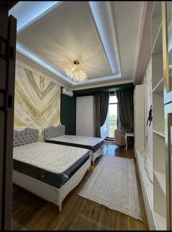 72 м², 3-комн. квартира, 4/7-3