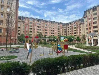 105 m², 4-xonali kvartira, 8/9-0