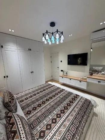 60 м², 3-комн. квартира, 2/4-2