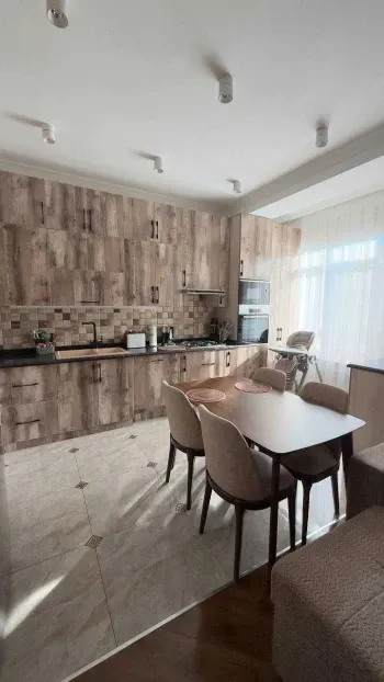 88 m², 3-xonali kvartira, 6/8-2