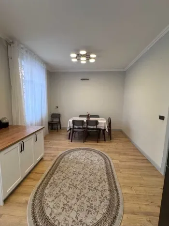 155 м², многокомнатная квартира, 1/8-2