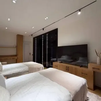 135 м², 4-комн. квартира, 7/10-1