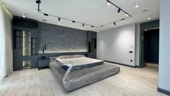 131 m², 3-xonali kvartira, 9/10-0