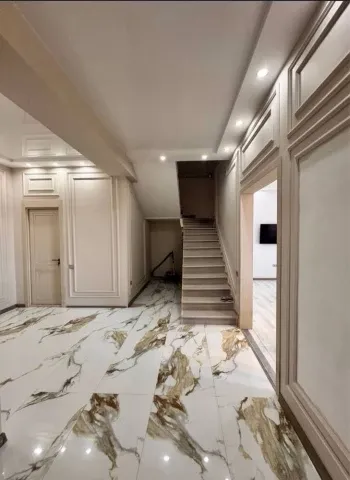 174 м², 4-комн. квартира, 8/9-1