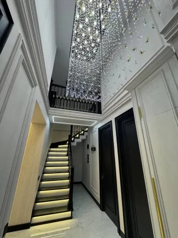 250 м², многокомнатная квартира, 10/11-3
