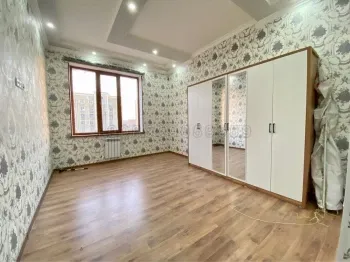 140 м², 4-комн. квартира, 4/7-3