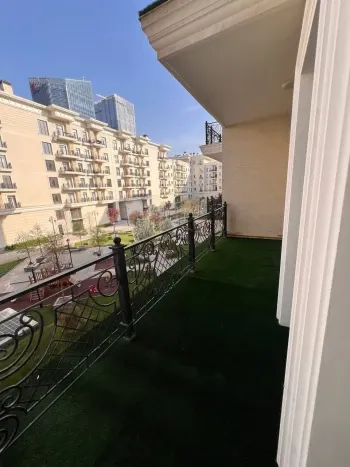 105 м², 4-комн. квартира, 3/7-2