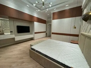 82 м², 3-комн. квартира, 2/8-2