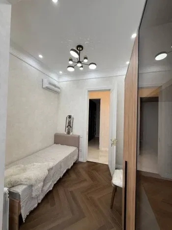 110 m², 4-xonali kvartira, 8/9-2