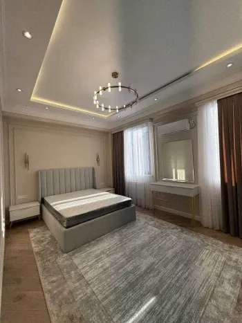 100 м², 3-комн. квартира, 7/8-3