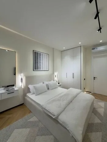 80 м², 3-комн. квартира, 4/10-3