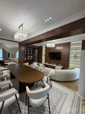 140 м², 4-комн. квартира, 8/9-1