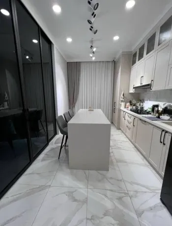 180 м², 5-комн. квартира, 1/9-2